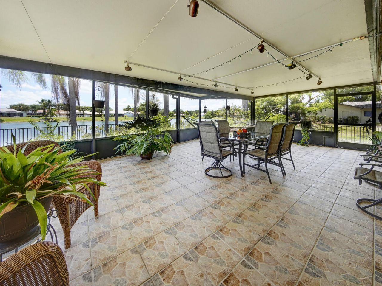 7625 Sunflower Drive, Margate, FL 33063 Photo