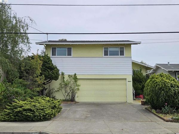 18758 Crane Ave, Castro Valley, CA 94546