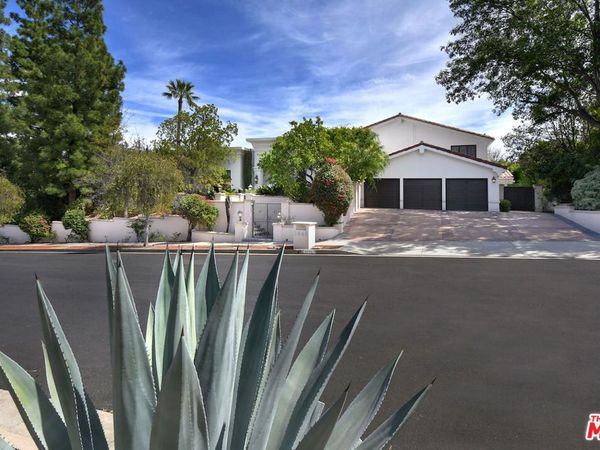 3848 Alonzo Avenue, Encino, CA 91316