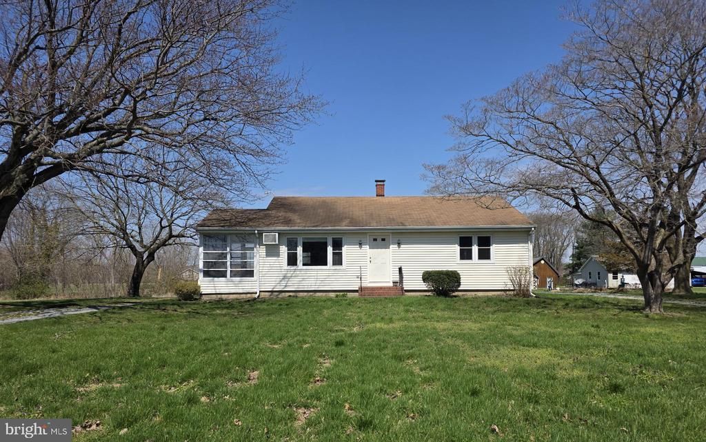 697 W Denneys Road , Dover, DE 19904 Main Photo