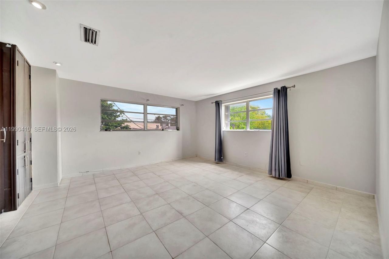 2293 NE 122nd St , Unit 2293, North Miami, FL 33181 Photo