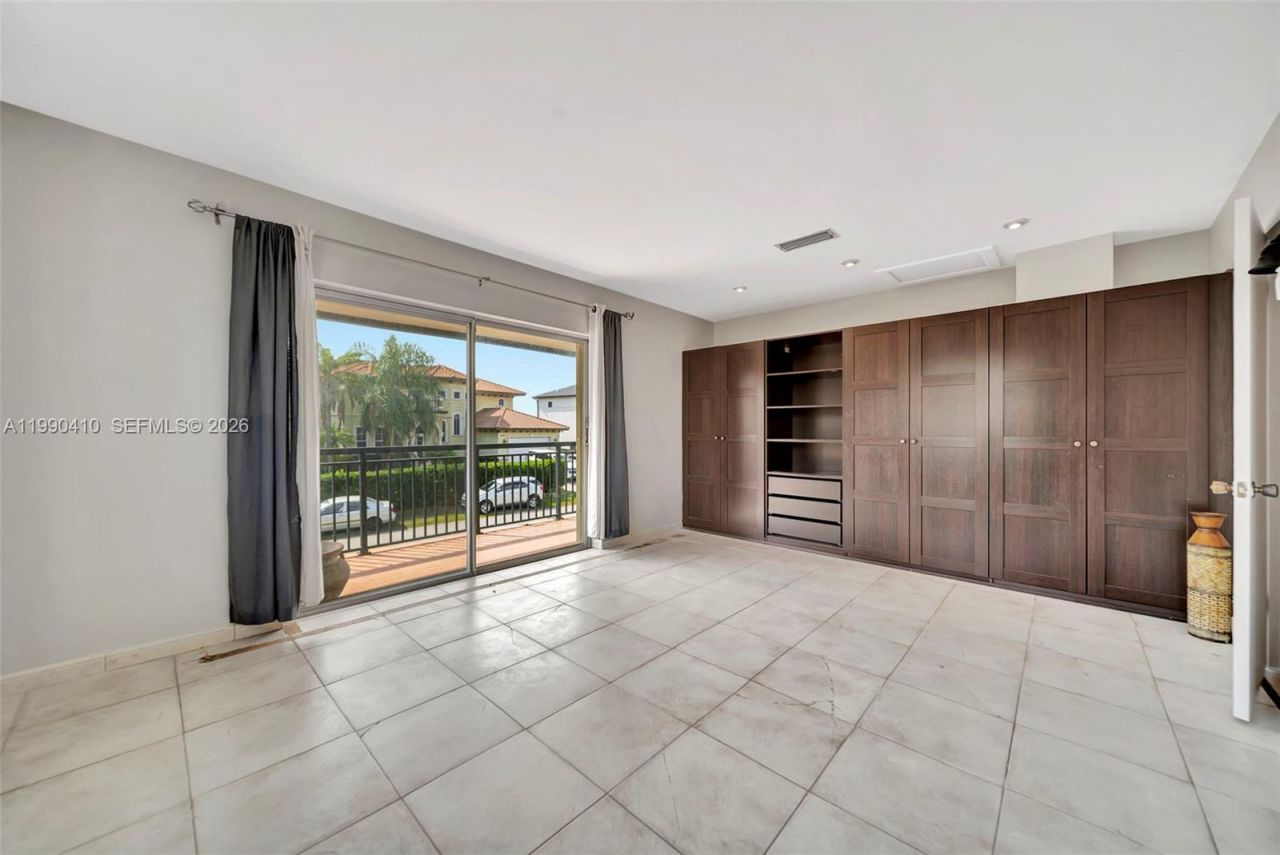 2293 NE 122nd St , Unit 2293, North Miami, FL 33181 Photo