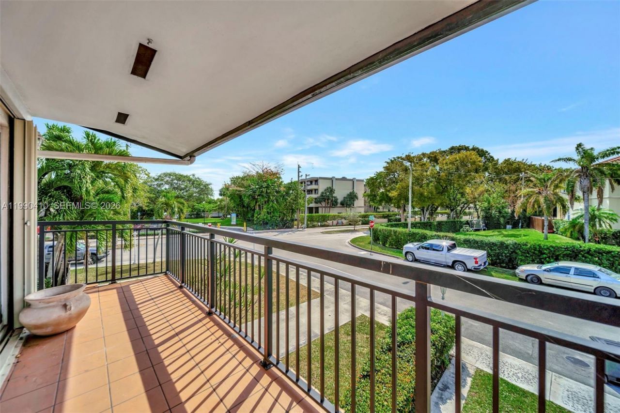 2293 NE 122nd St , Unit 2293, North Miami, FL 33181 Photo