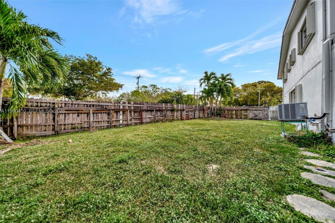 2293 NE 122nd St , Unit 2293, North Miami, FL 33181 Photo