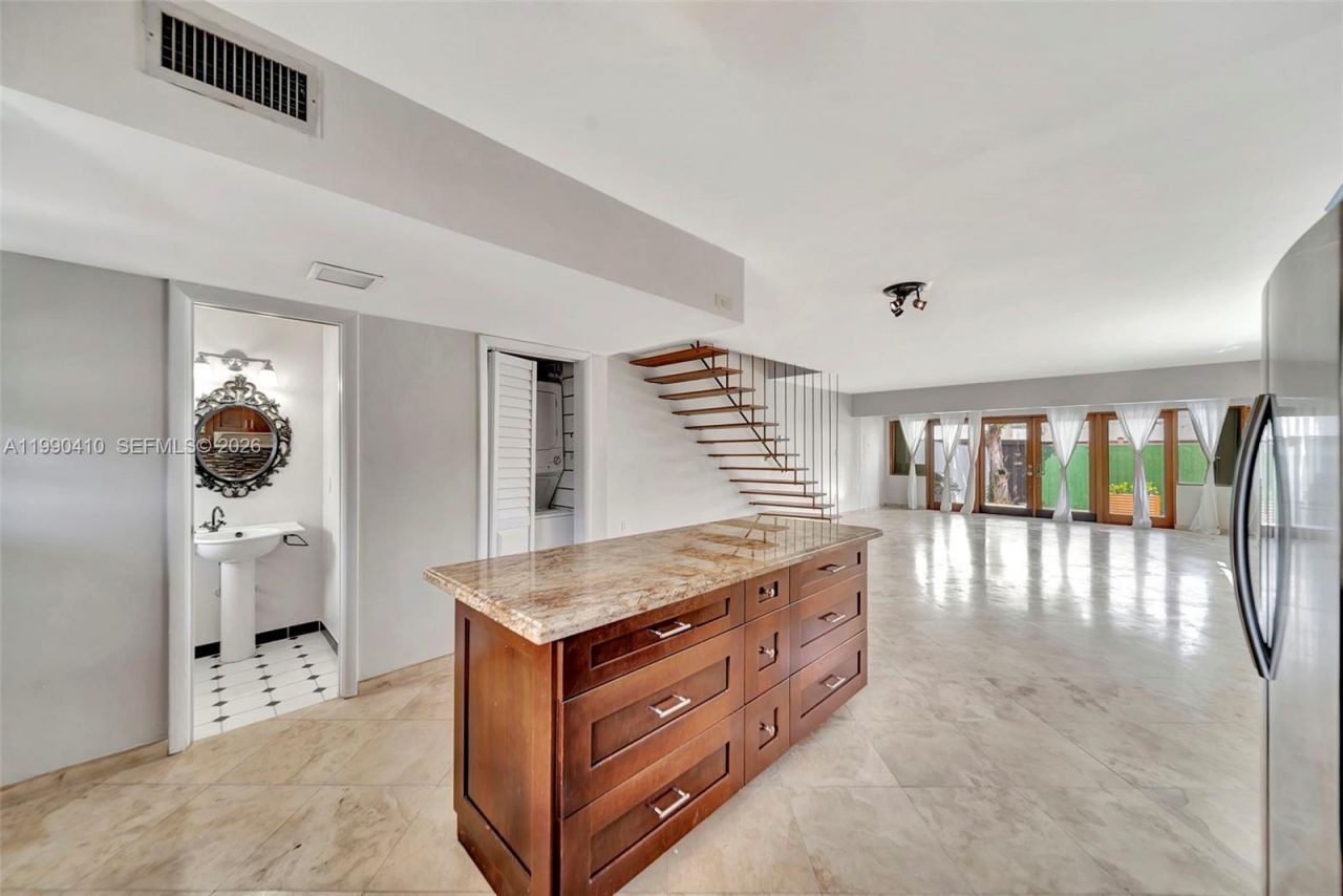 2293 NE 122nd St , Unit 2293, North Miami, FL 33181 Photo