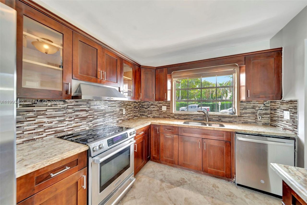 2293 NE 122nd St , Unit 2293, North Miami, FL 33181 Photo