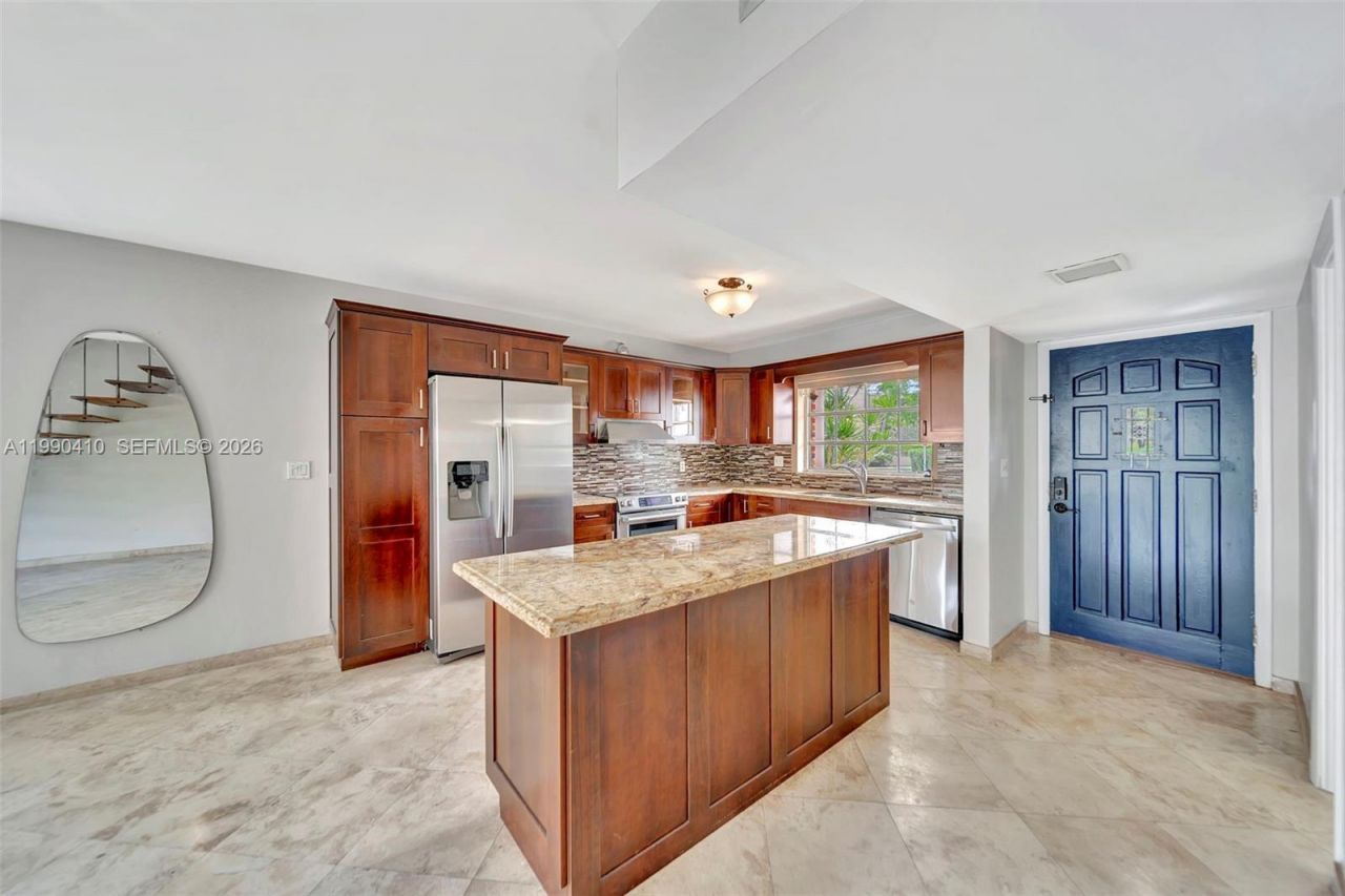 2293 NE 122nd St , Unit 2293, North Miami, FL 33181 Photo