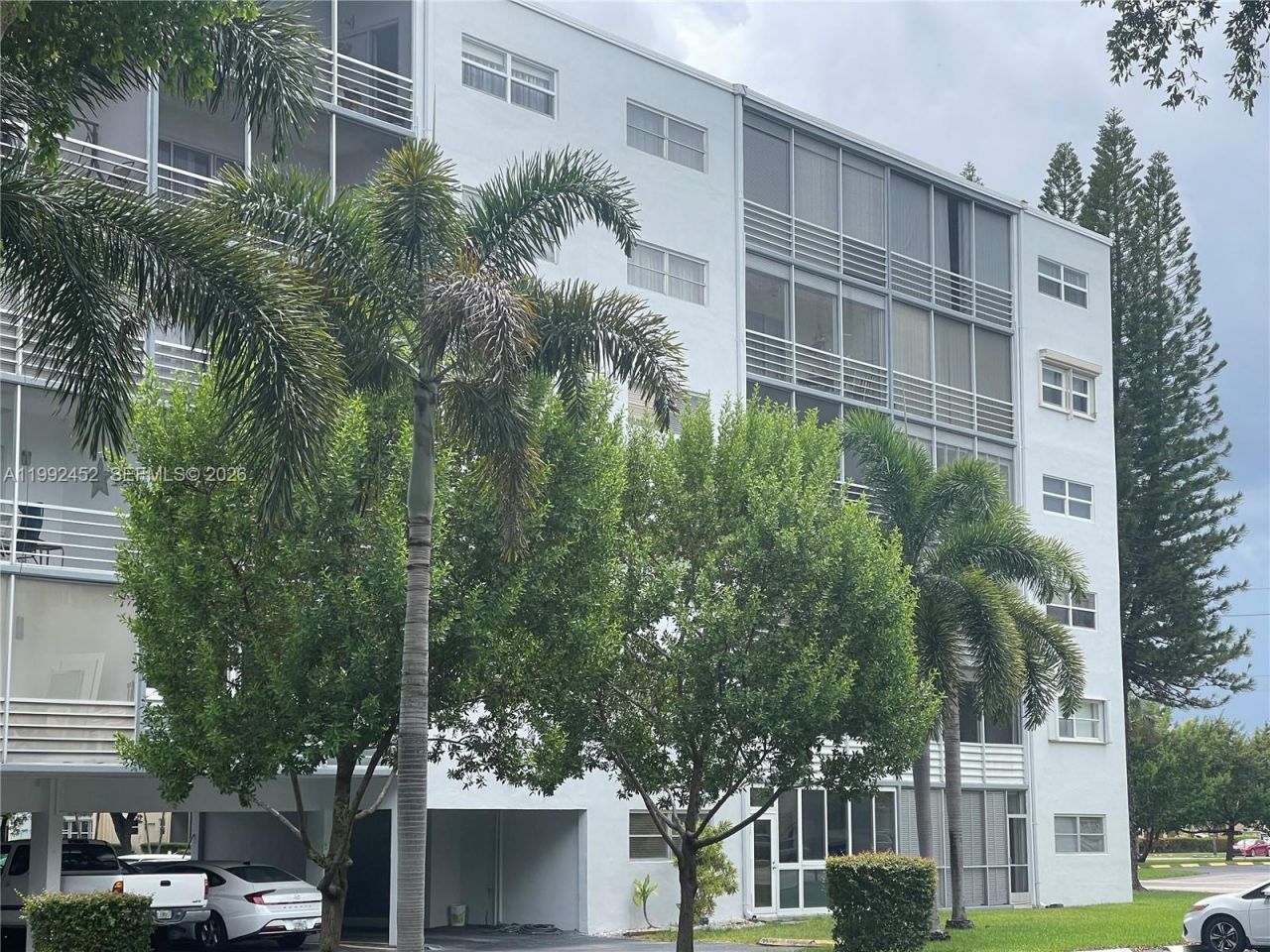 1425 Atlantic Shores Blvd , Unit 501, Hallandale Beach, FL 33009 Photo