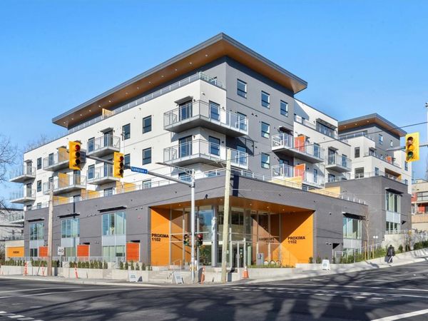 1102 Esquimalt Rd, Unit 410, Esquimalt, BC V9A 0L3