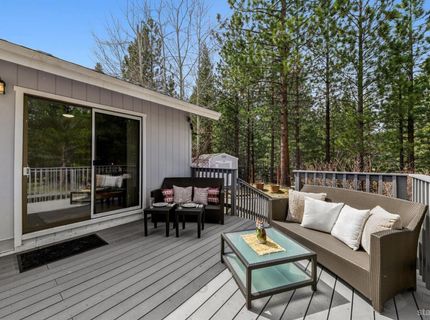 1010 Onnontioga Street, South Lake Tahoe, CA 96150 Photo