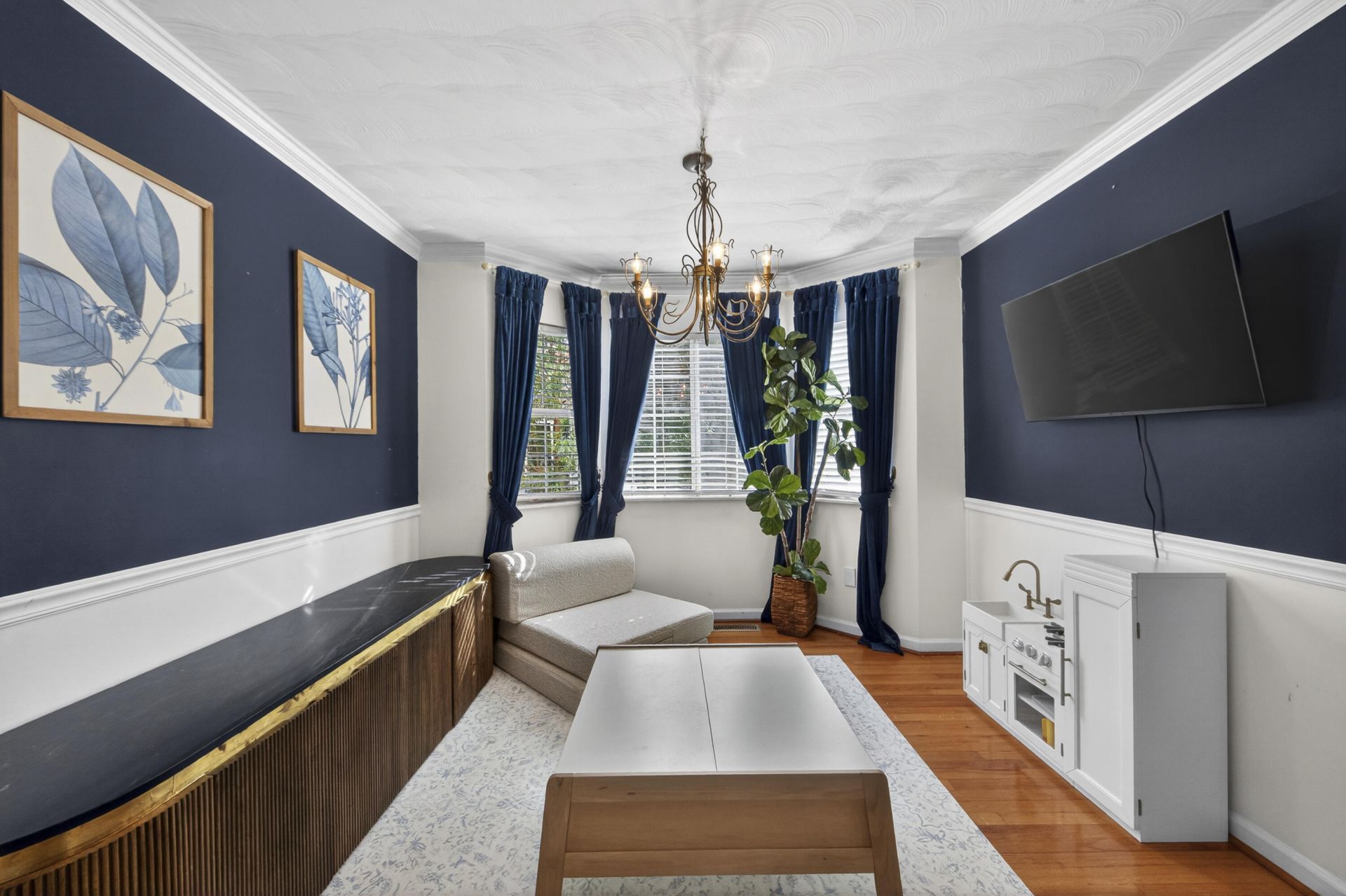 1352 Battery Glover Court Photo 12