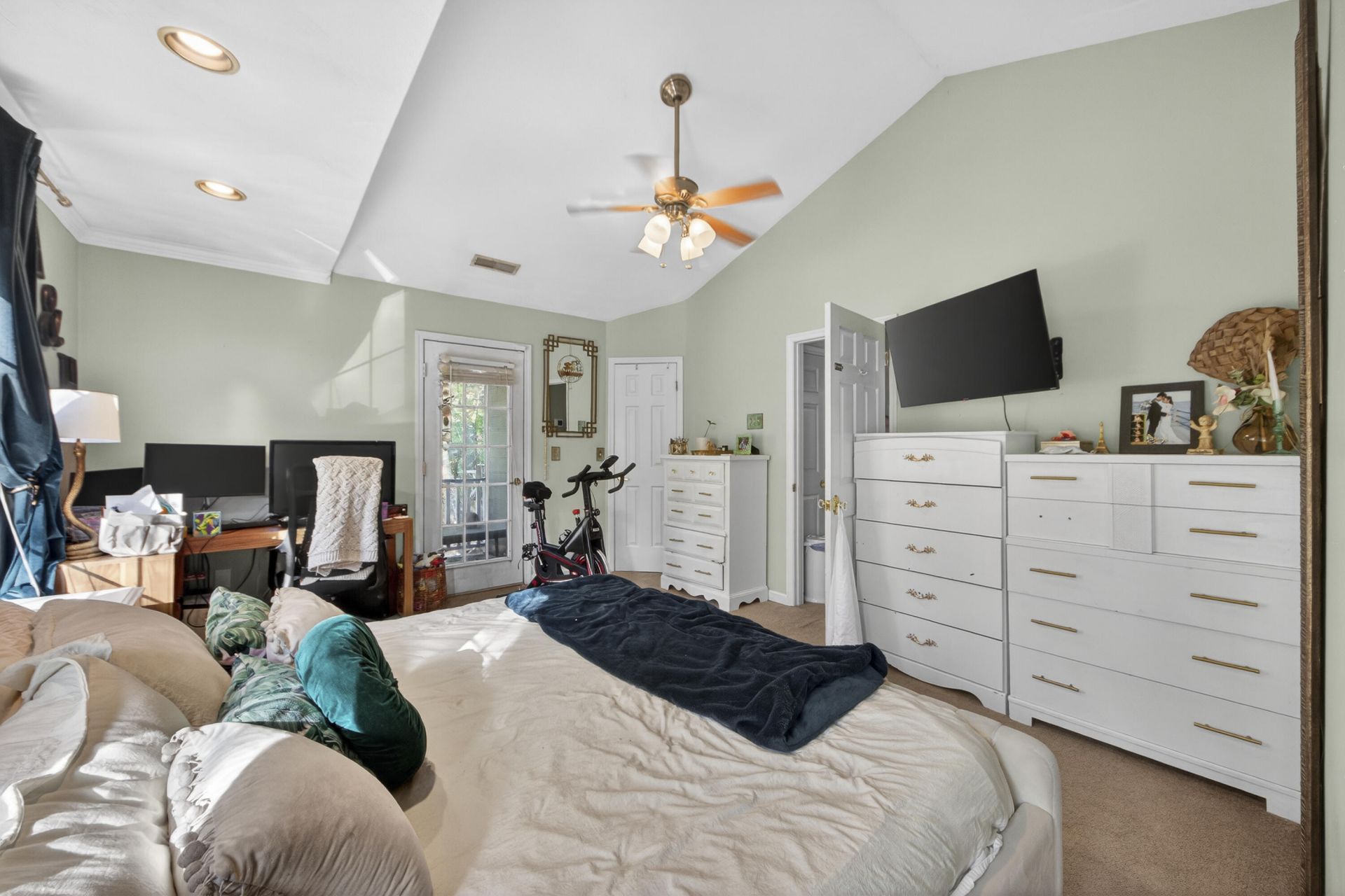 1352 Battery Glover Court Photo 23