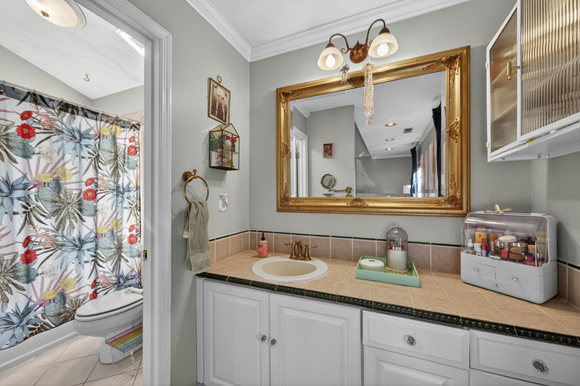 1352 Battery Glover Court Photo 24