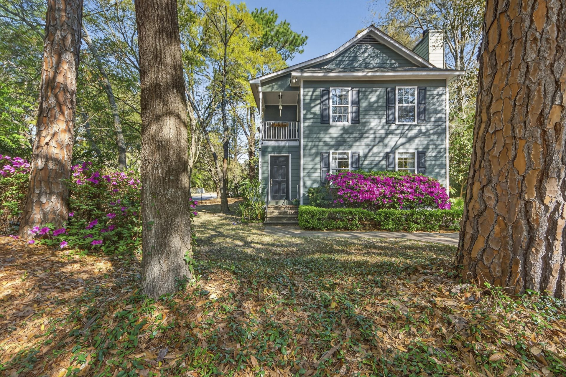 1352 Battery Glover Court Photo 4