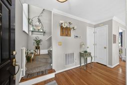 1352 Battery Glover Court photo 4