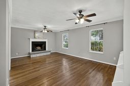 1352 Battery Glover Court photo 4