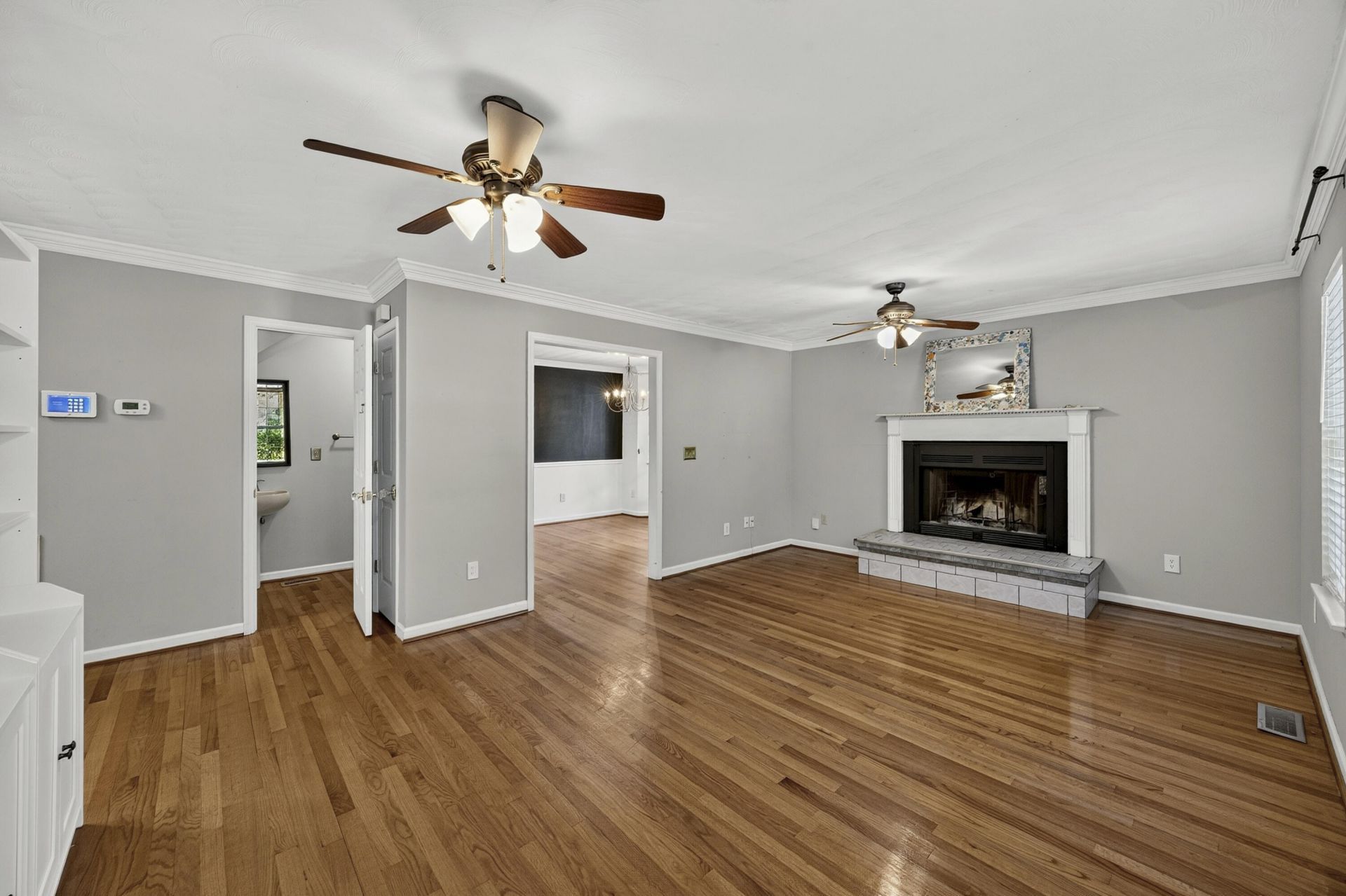 1352 Battery Glover Court Photo 7