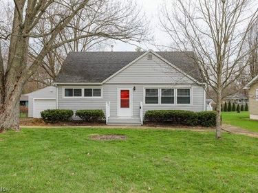 726 Artesian Avenue, Newton Falls, OH 44444