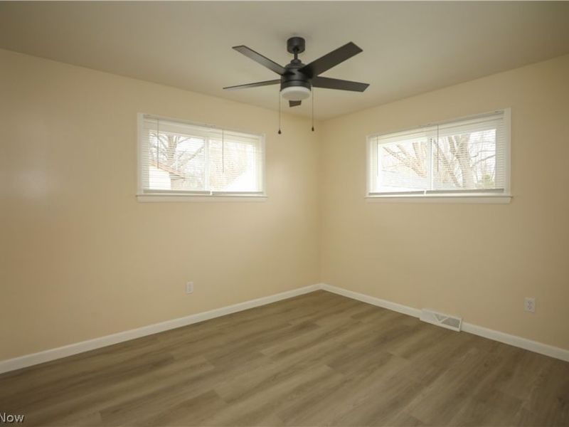 726 Artesian Avenue, Newton Falls, OH 44444 Photo 15