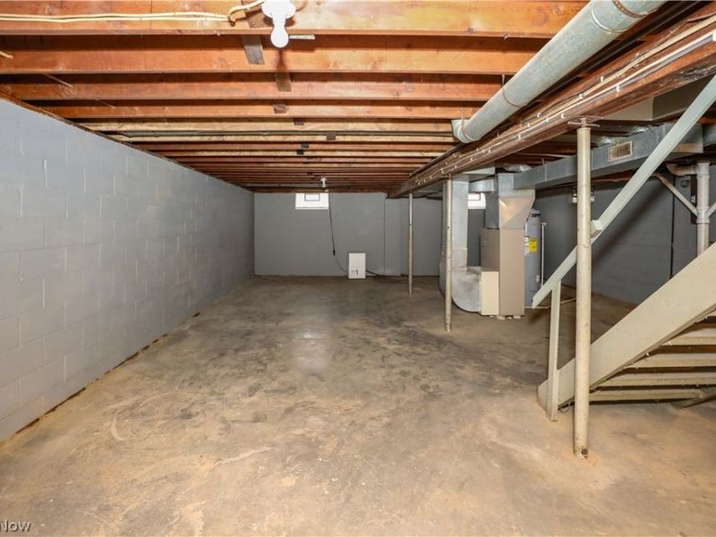 726 Artesian Avenue, Newton Falls, OH 44444 Photo 22