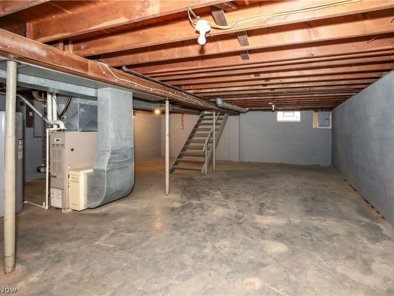 726 Artesian Avenue, Newton Falls, OH 44444 Photo 23