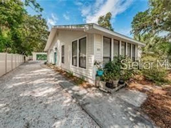 525 BAY STREET , DUNEDIN, FL 34698