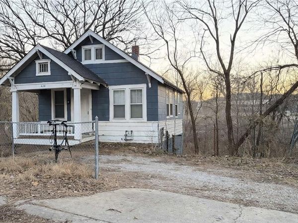 428 S Kentucky Avenue, Independence, MO 64053