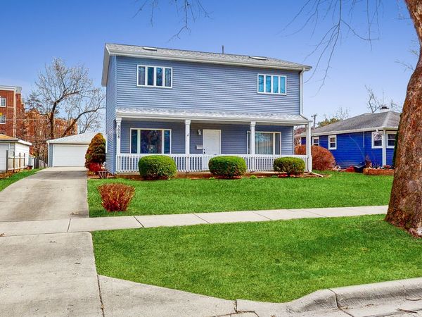 3008 Owl Drive , Rolling Meadows, IL 60008