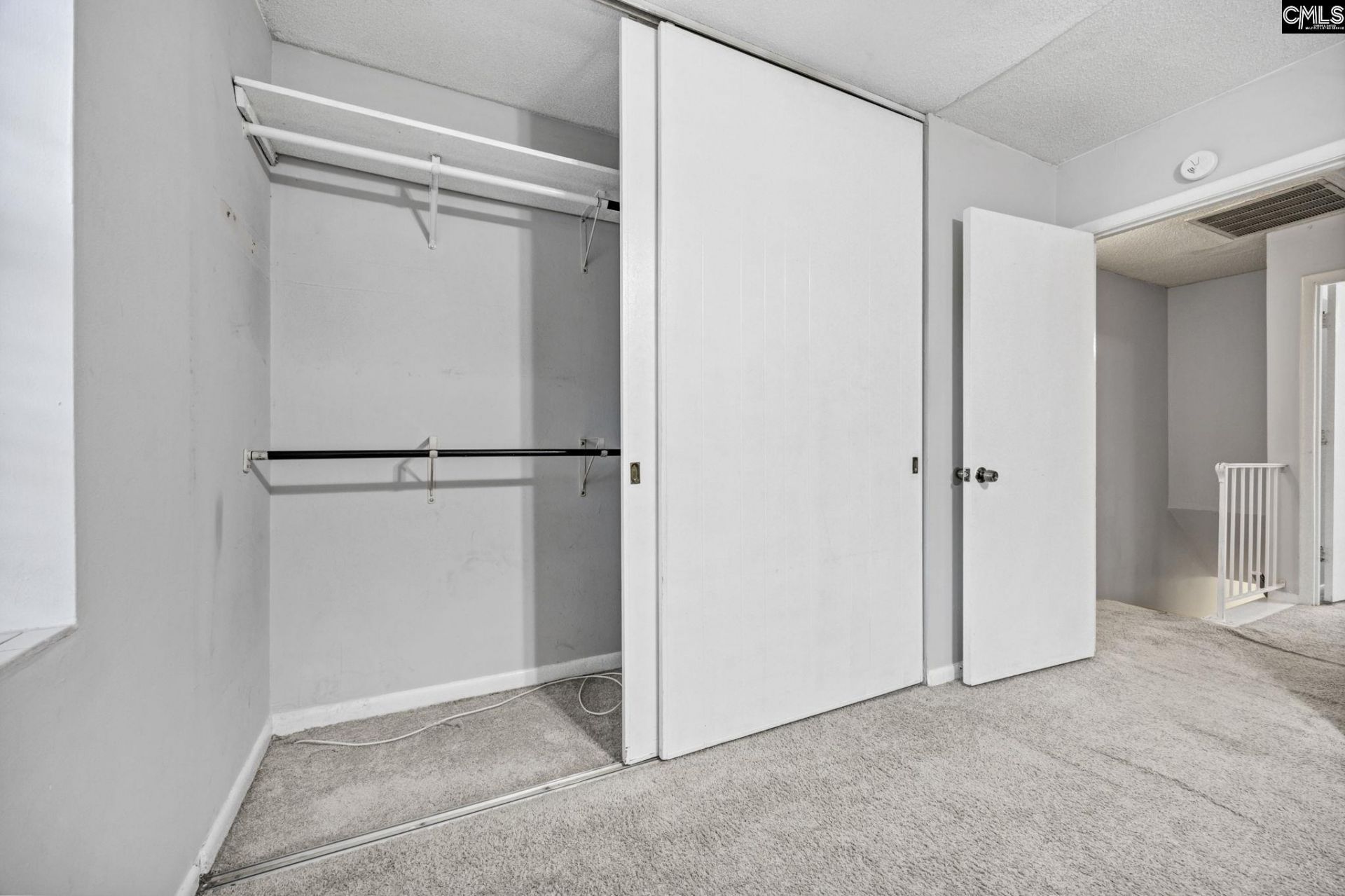 1709 Grays Inn Road Photo 24