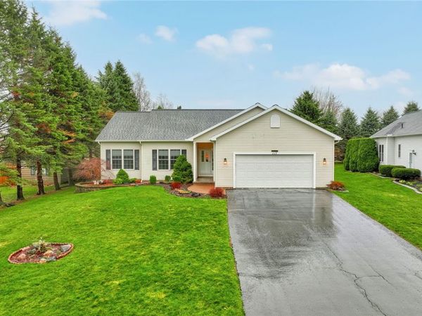 117 Hawthorne Drive, Spencerport, NY 14559