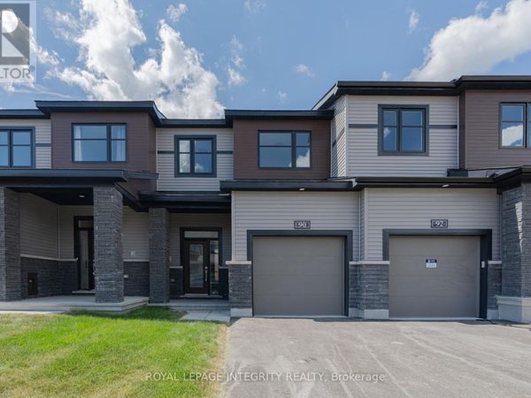 90 OSLER Street , Ottawa, ON K2W0K8