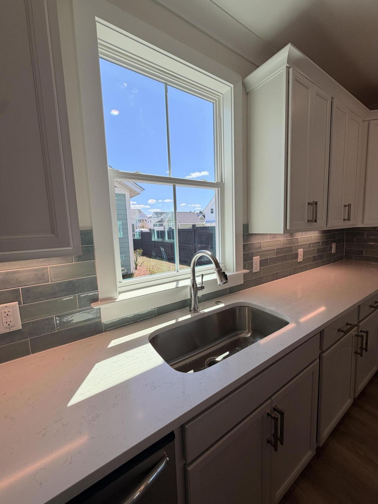 709 Rumbling Leaf Lane Photo 11