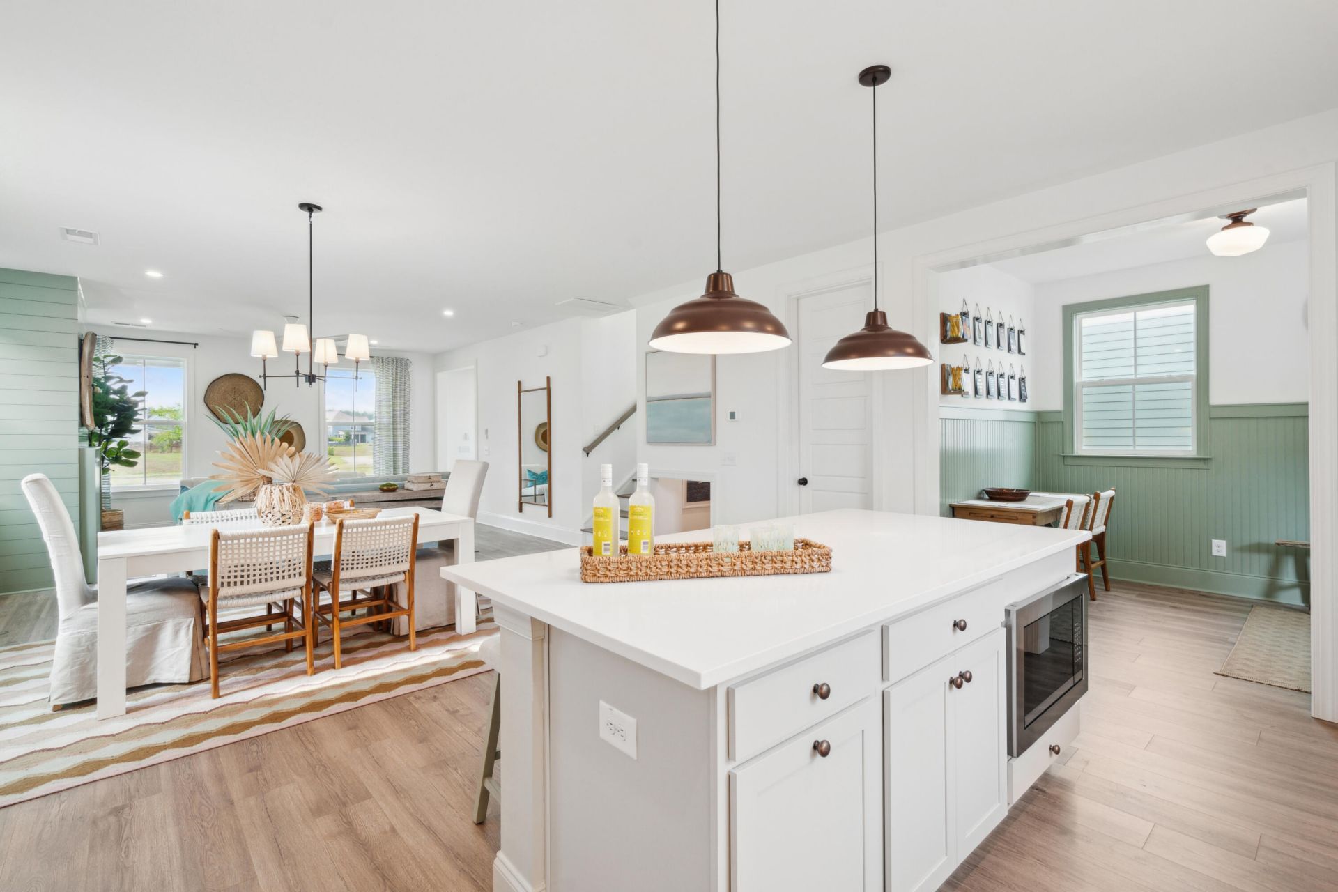 709 Rumbling Leaf Lane Photo 23