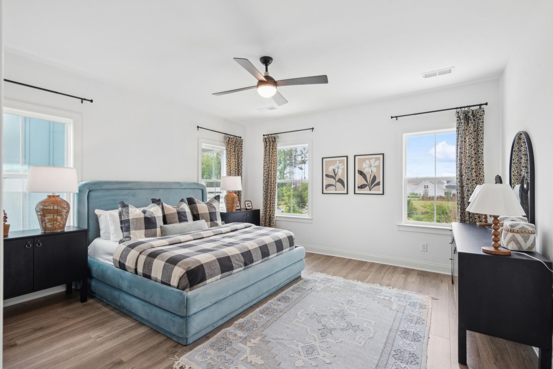 709 Rumbling Leaf Lane Photo 28