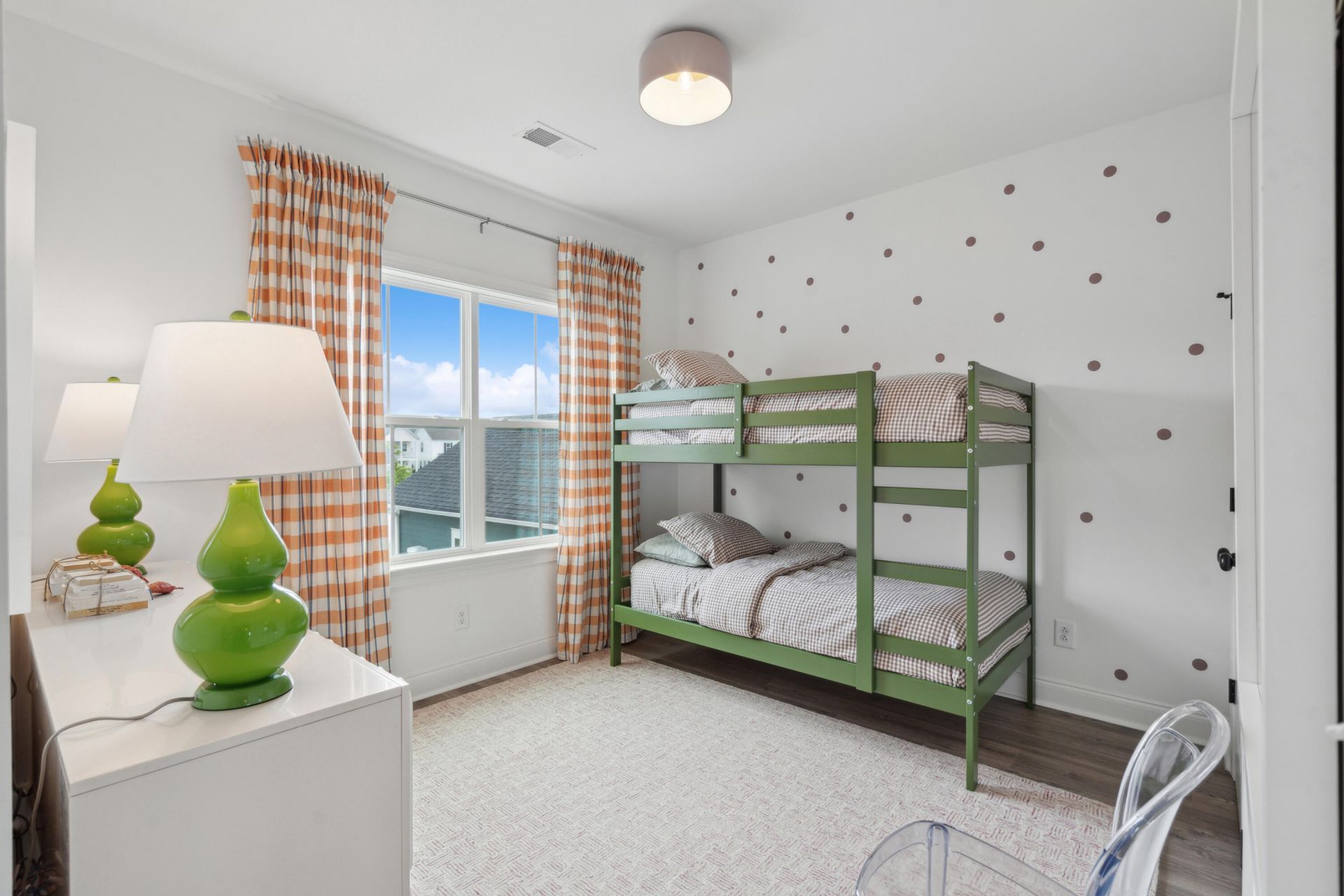 709 Rumbling Leaf Lane Photo 39