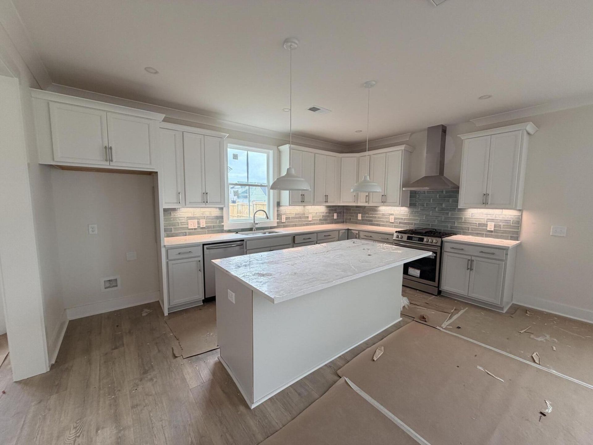 709 Rumbling Leaf Lane Photo 51