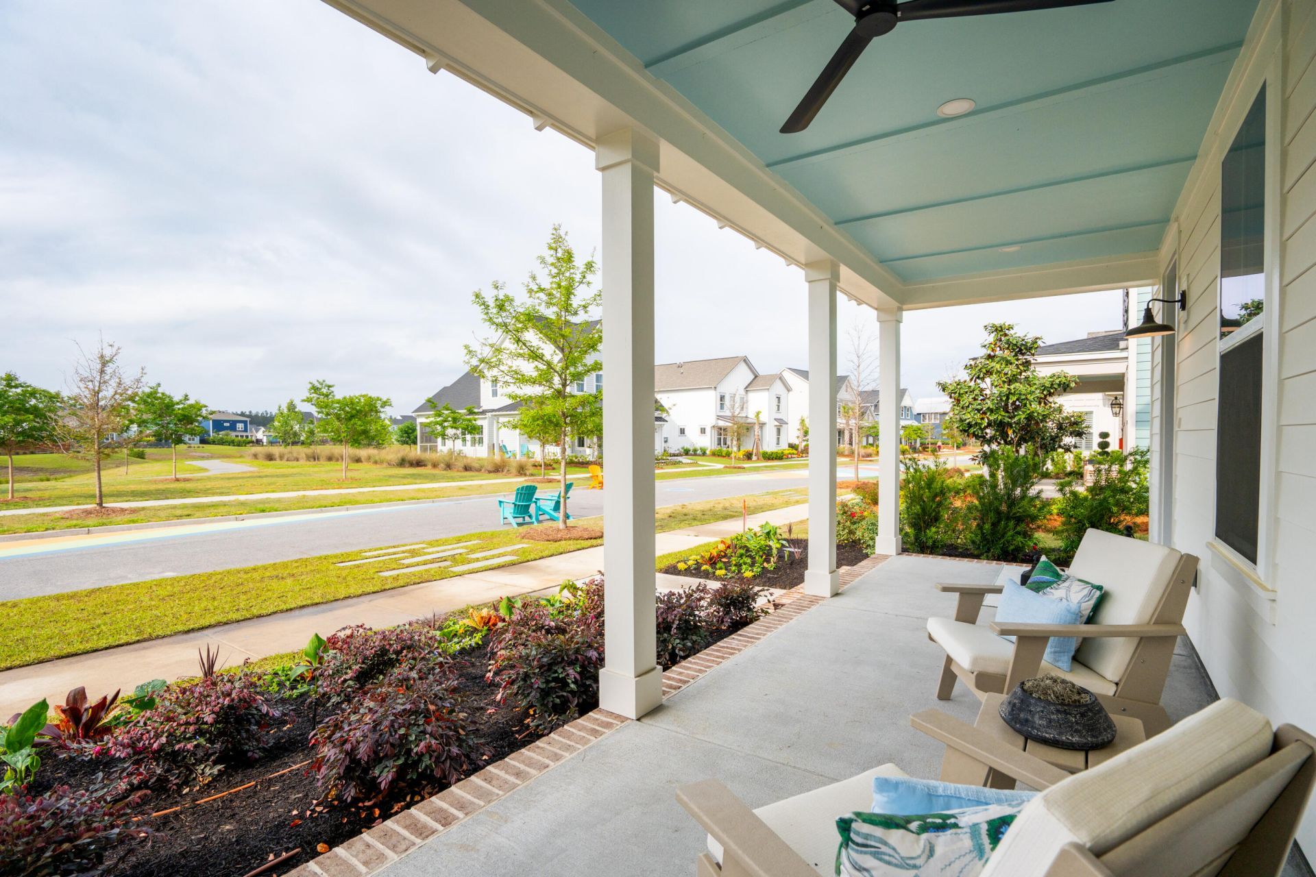 709 Rumbling Leaf Lane Photo 6