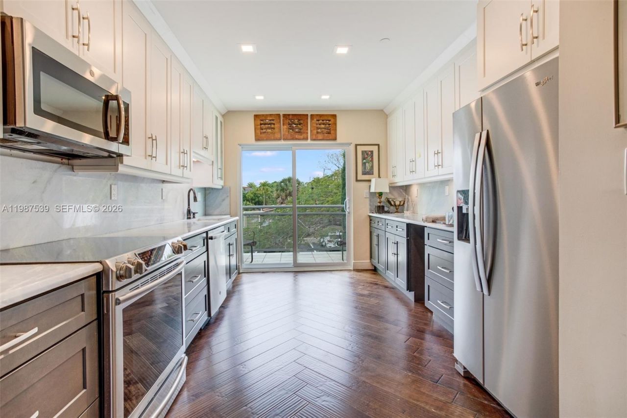 820 NE 19th Ave , Fort Lauderdale, FL 33304 Photo