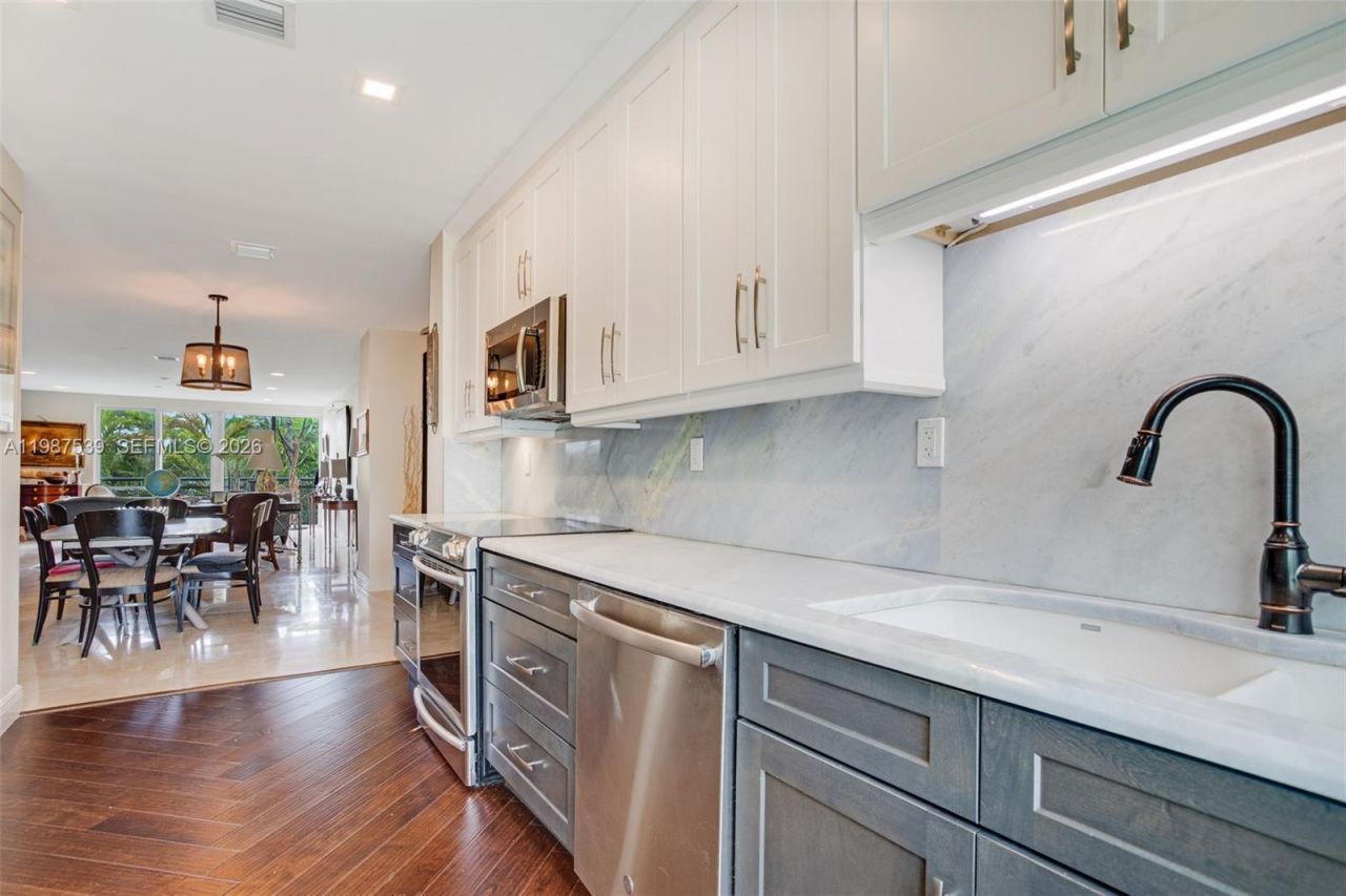 820 NE 19th Ave , Fort Lauderdale, FL 33304 Photo