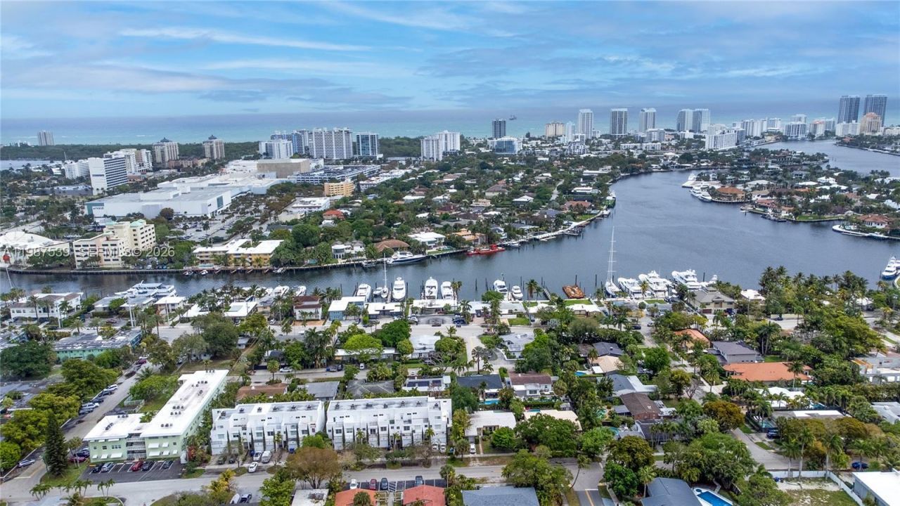 820 NE 19th Ave , Fort Lauderdale, FL 33304 Photo