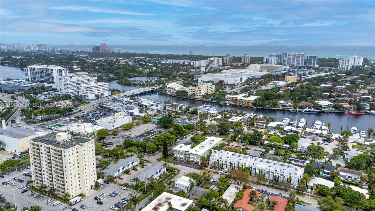 820 NE 19th Ave , Fort Lauderdale, FL 33304 Photo