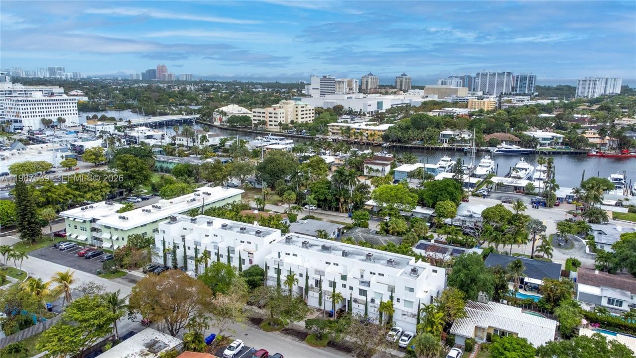 820 NE 19th Ave , Fort Lauderdale, FL 33304 Photo