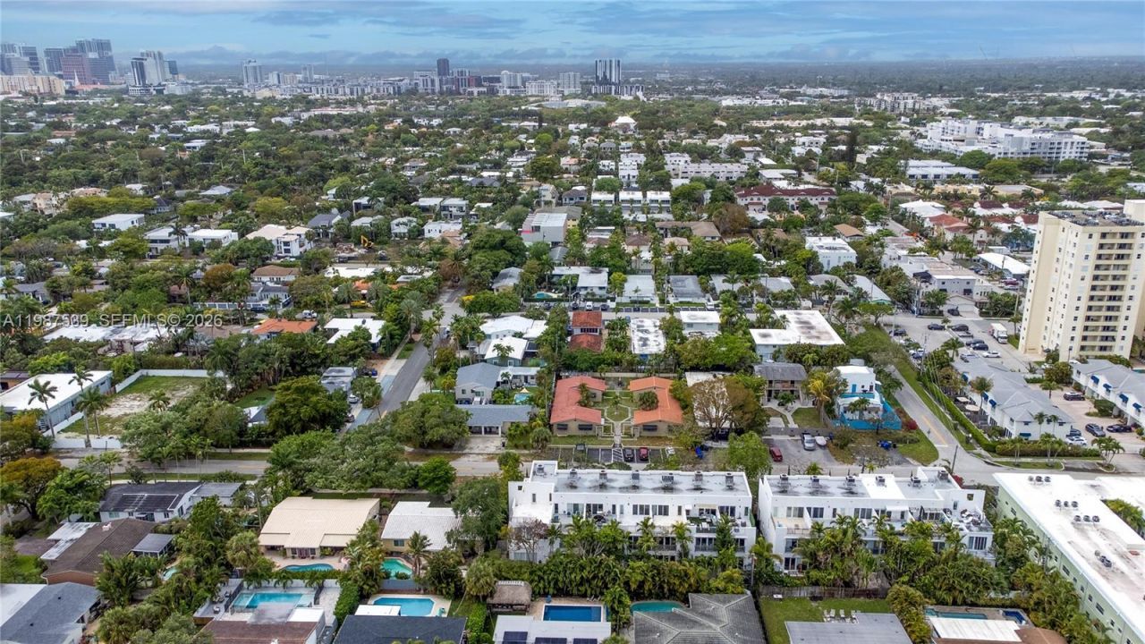 820 NE 19th Ave , Fort Lauderdale, FL 33304 Photo