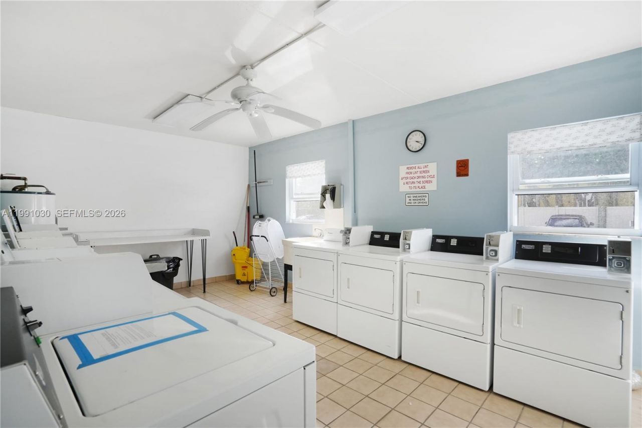 1501 S Ocean Blvd , Unit 214, Lauderdale by the Sea, FL 33062 Photo