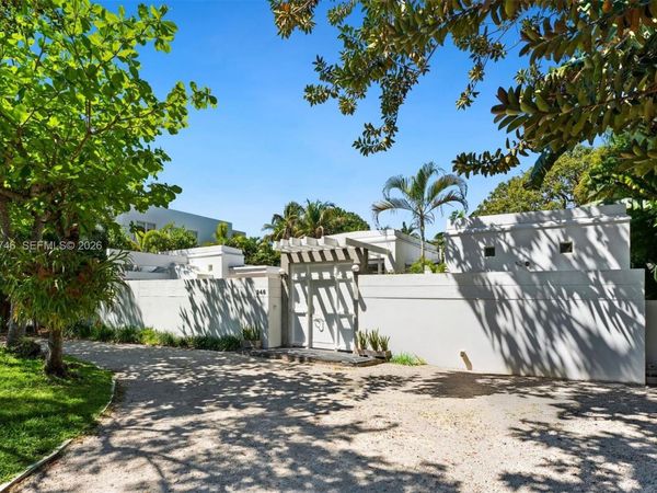 346 Gulf Road , Key Biscayne, FL 33149