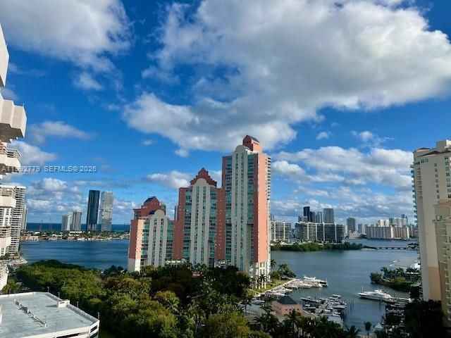 3300 NE 191st St, Unit 1916, Aventura, FL 33180 Photo