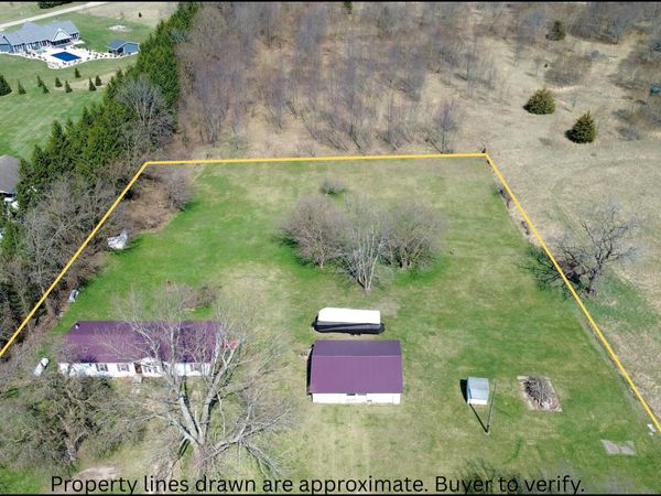 30780 Stoney Road, Sturgis, MI 49091