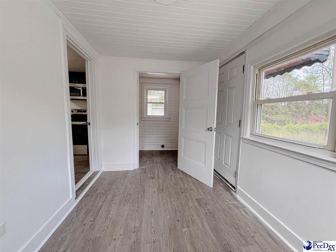 3809 E Effingham Hwy Photo 10