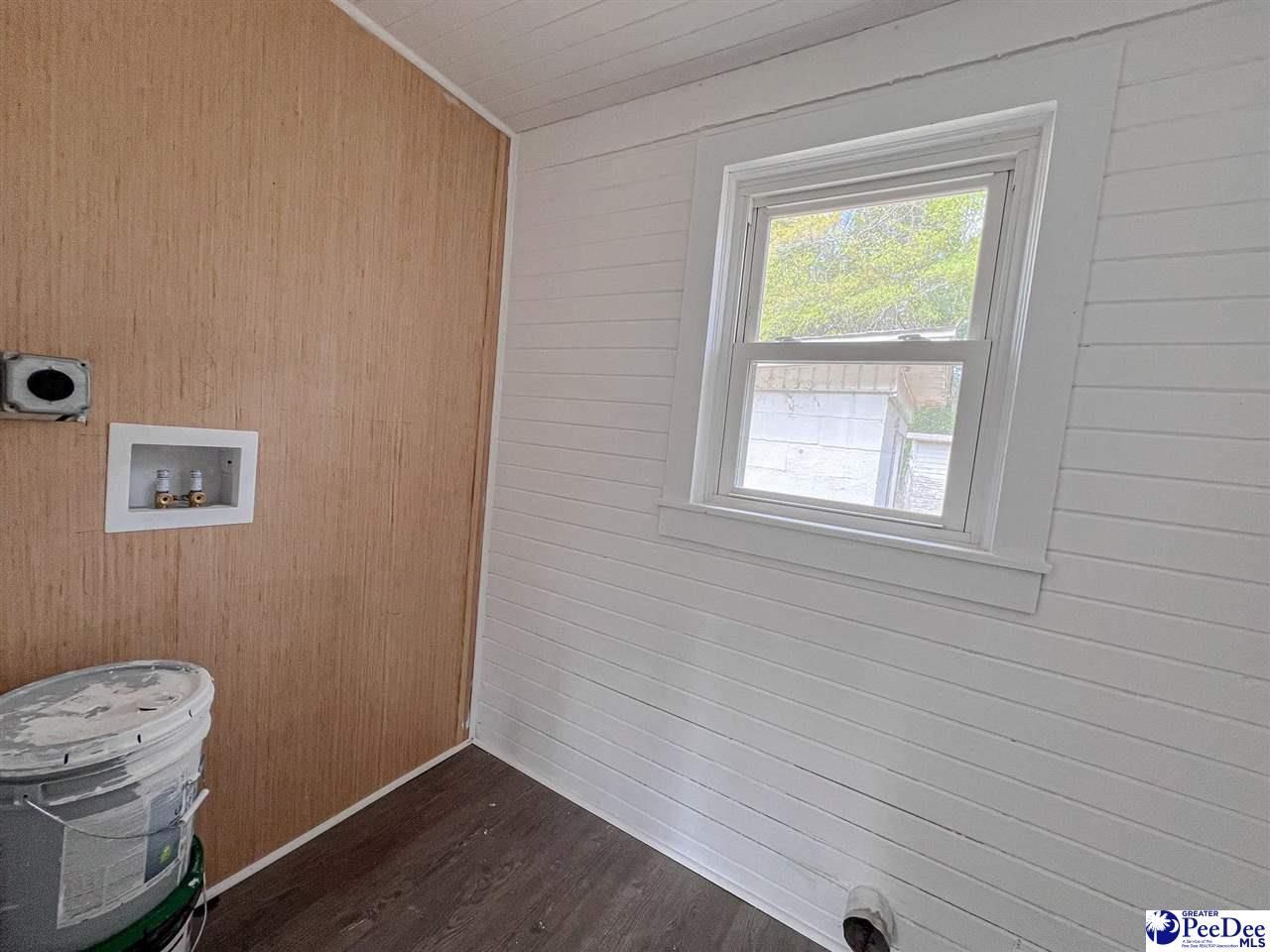 3809 E Effingham Hwy Photo 11