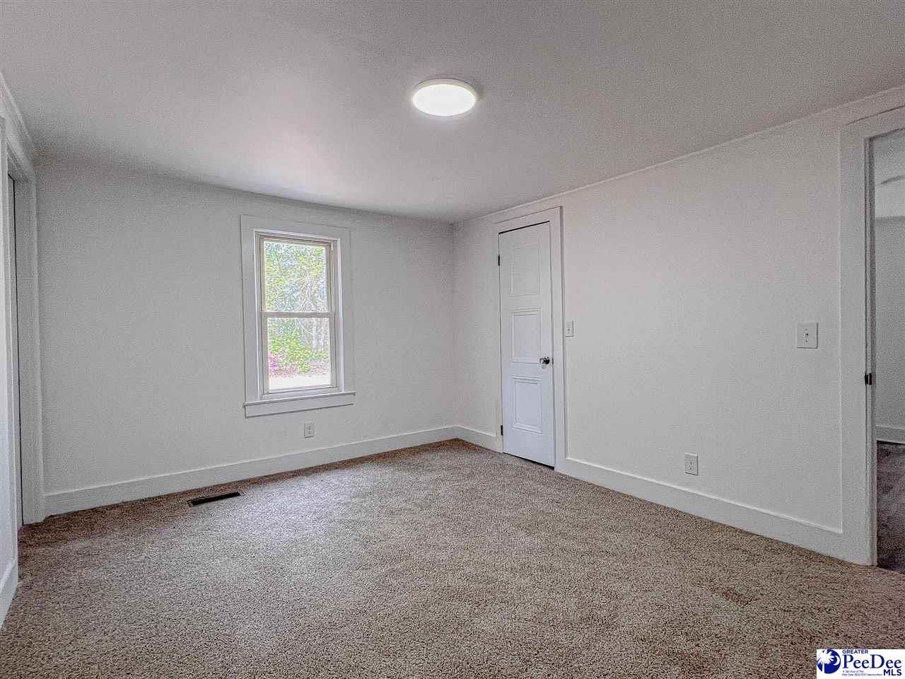 3809 E Effingham Hwy Photo 12